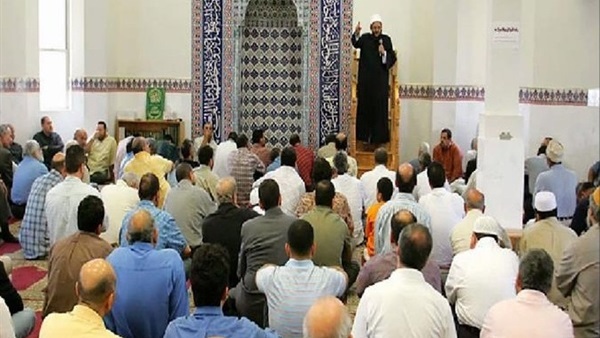 توافد المواطنين-خطبة