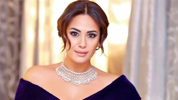 الفنانة هند صبري