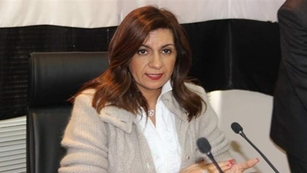 نبيلة مكرم