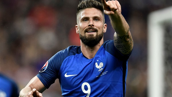 جيرو لاعب منتخب فرنسا