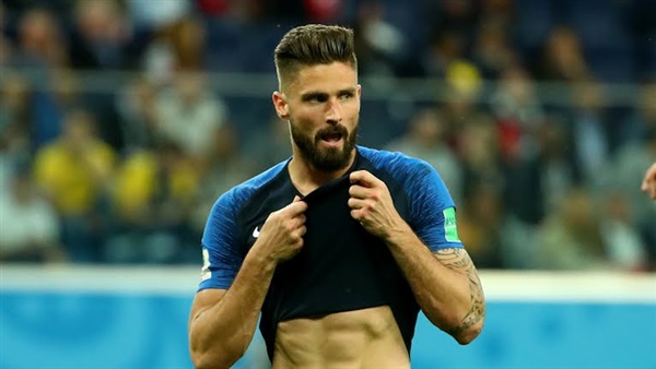 جيرو لاعب منتخب فرنسا