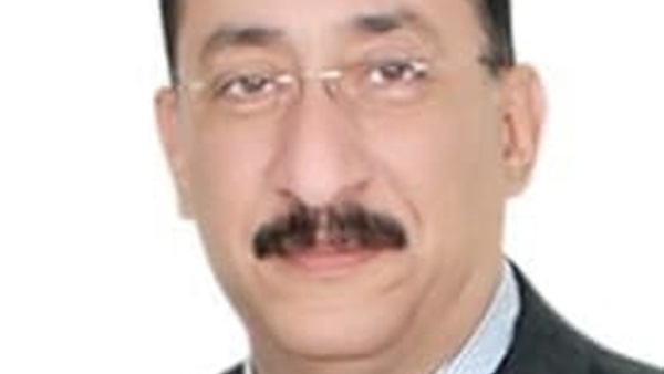 الاعلامى اشرف نور