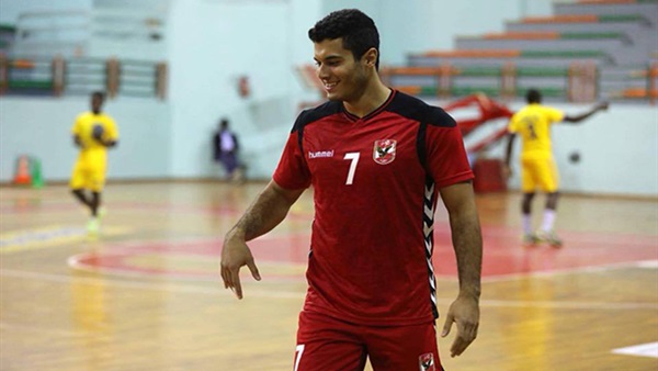 مصطفي خليل لاعب الاهلي