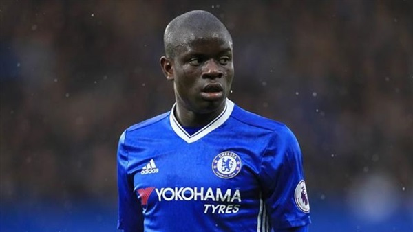 كانتى لاعب وسط تشيلسي