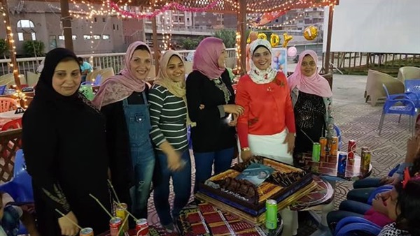سيدة تخلع زوجها