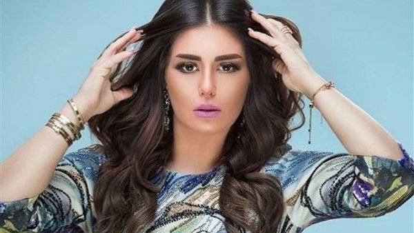 منة فضالي