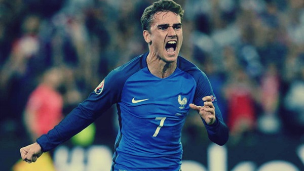 جريزمان لاعب فرنسا