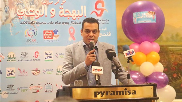 الدكتور عبد المنعم