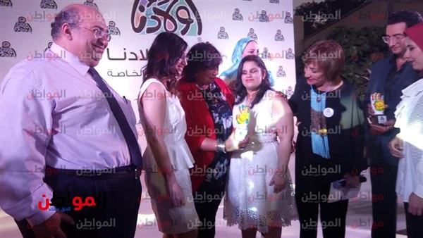 تكريم تؤام اوائل