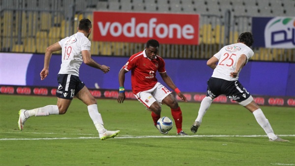 ماليك إيفونا لاعب