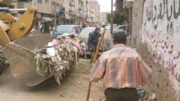 الاعتداء على 3 موظفين