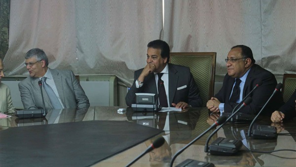 خالد عبدالغفار وزير