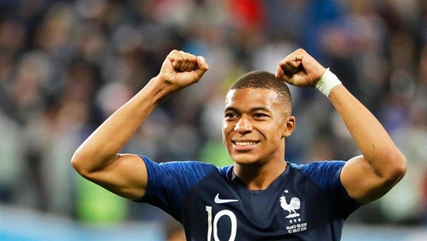 مبابي لاعب باريس