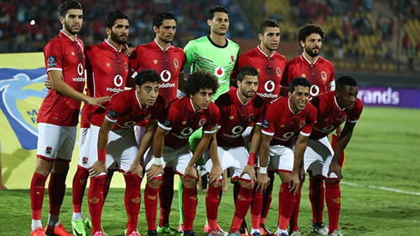 لاعبو الأهلي
