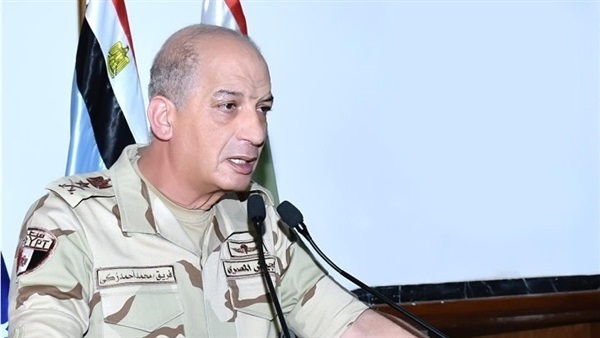 الفريق محمد زكي وزير