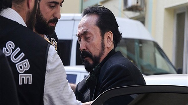 حبس عدنان اوكتار