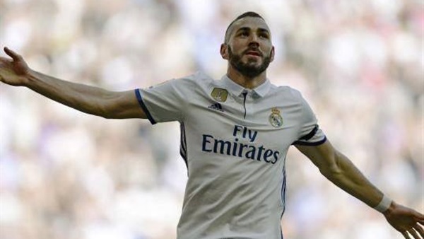 كريم بنزيما لاعب