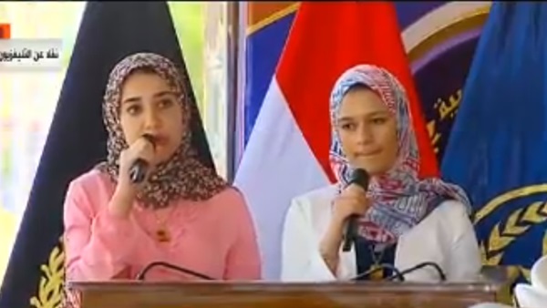 نجلتا شهيدين من الشرطة