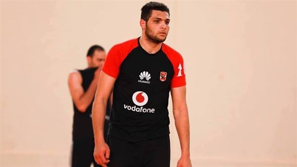 محمد عادل لاعب كرة