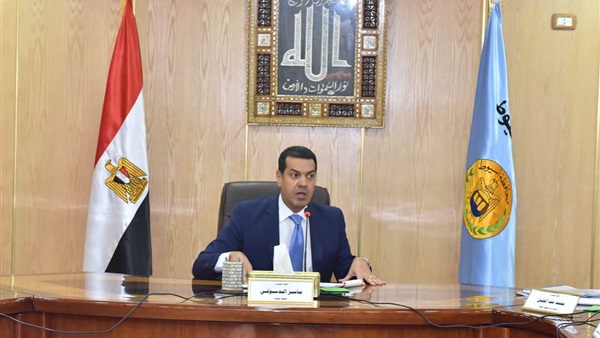 محافظ أسيوط-المهندس
