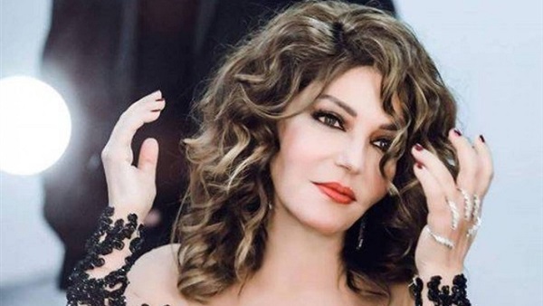 الفنانة سميرة سعيد