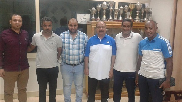 الجهاز الفنى لنادى