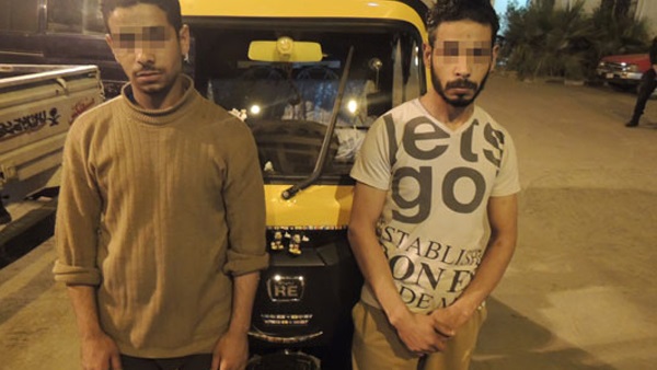 المتهمان عقب إلقاء