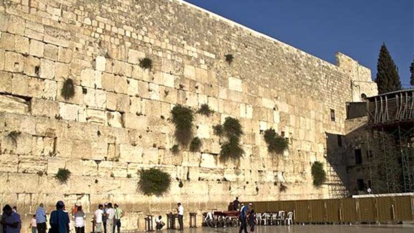 حائط البراق في المسجد