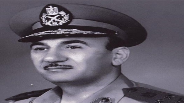 الفريق صادق