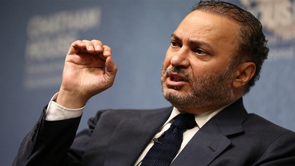 أنور قرقاش وزير الشؤون