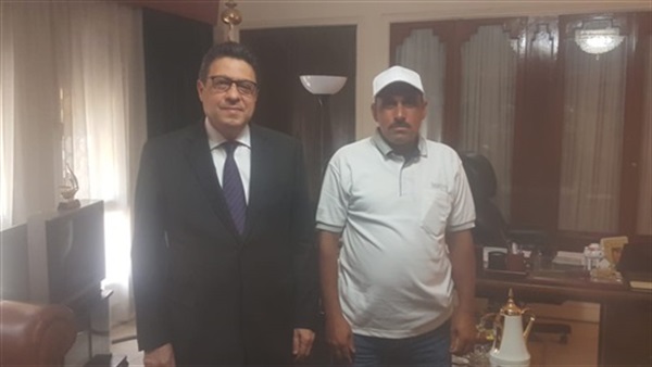 السفير المصرى مع