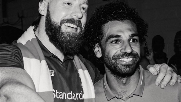 محمد صلاح والمصارع