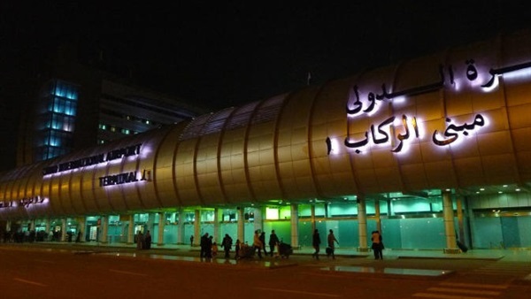 مطار القاهره