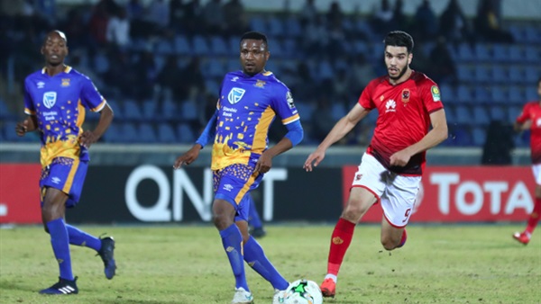 وليد ازارو - لاعب
