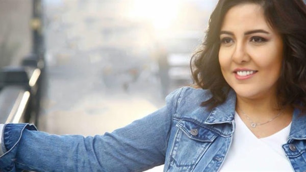 الفنانة مي كساب