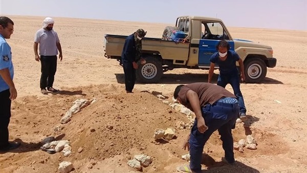 اثناء دفن الجثامين