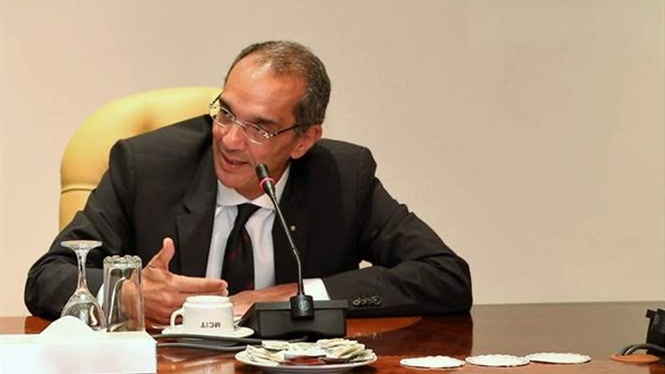 الدكتور عمرو طلعت