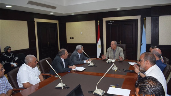 اجتماع محافظ البحر