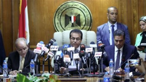 الدكتور خالد عبد