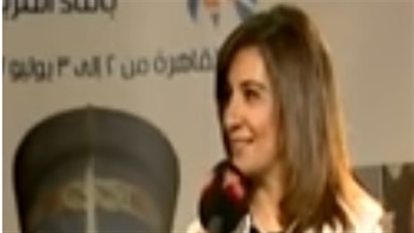 وزيرة الهجرة خلال