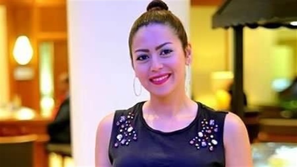 الفنانة لقاء الخميسي
