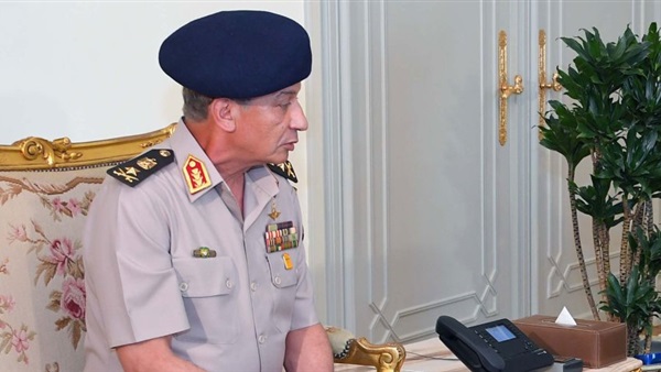 وزير الدفاع