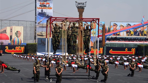 عروض الفنون للطلاب
