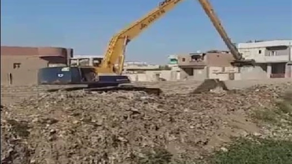 تطهير الترع والمصارف-أسيوط