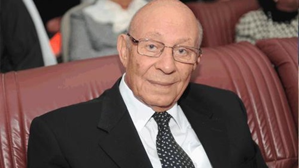 محمد فايق رئيس المجلس