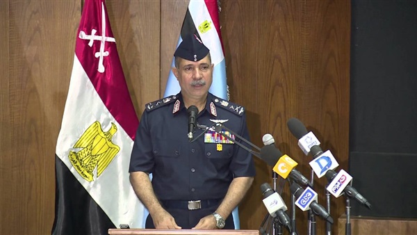 الفريق يونس المصري