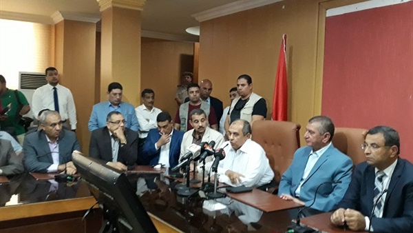 محافظ كفر الشيخ-وزير