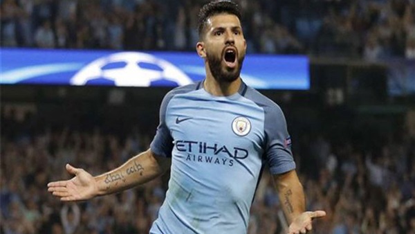 اجويرو لاعب مانشستر