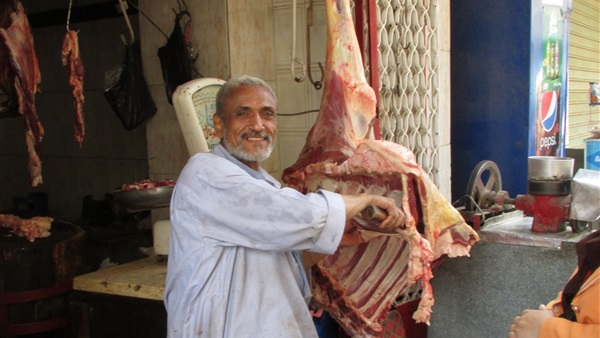 جزار بإحدي المناطق