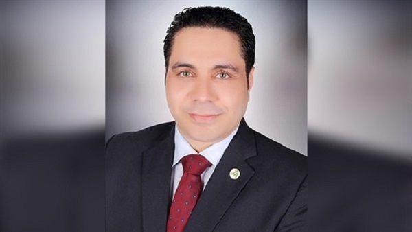 محمود عطية عضو مجلس